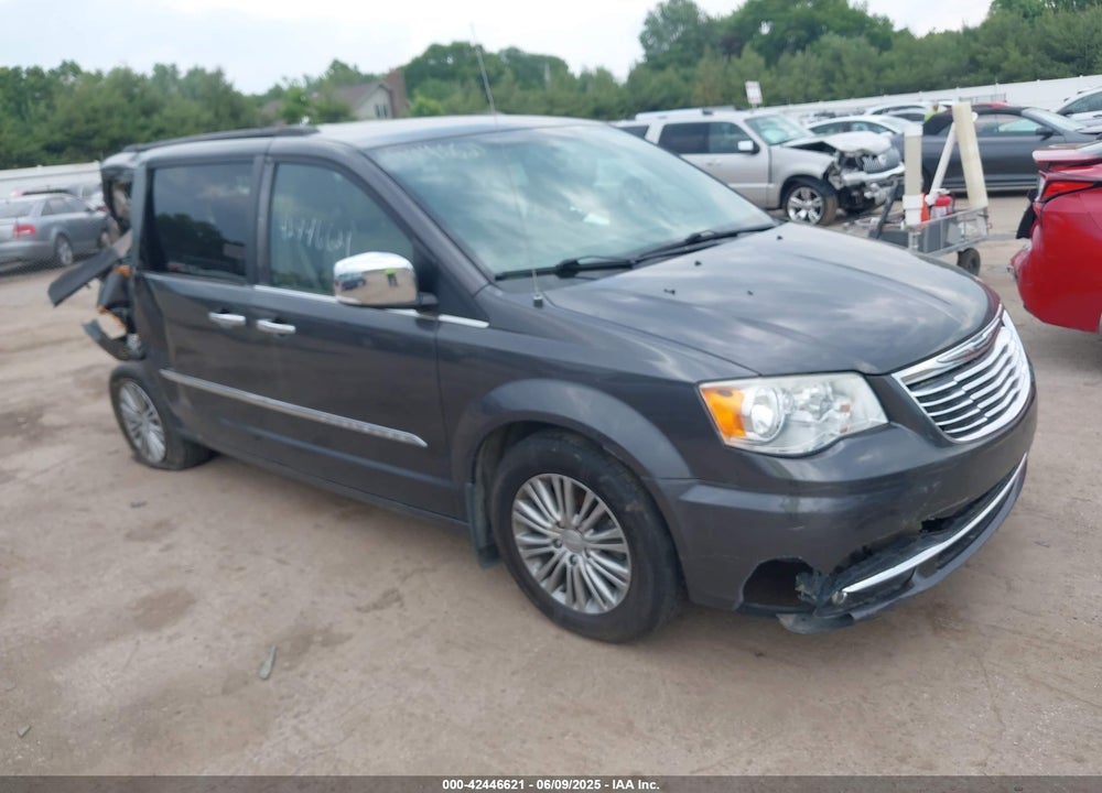 2015 CHRYSLER TOWN & COUNTRY TOURING-L VIN: 2C4RC1CG8FR514559