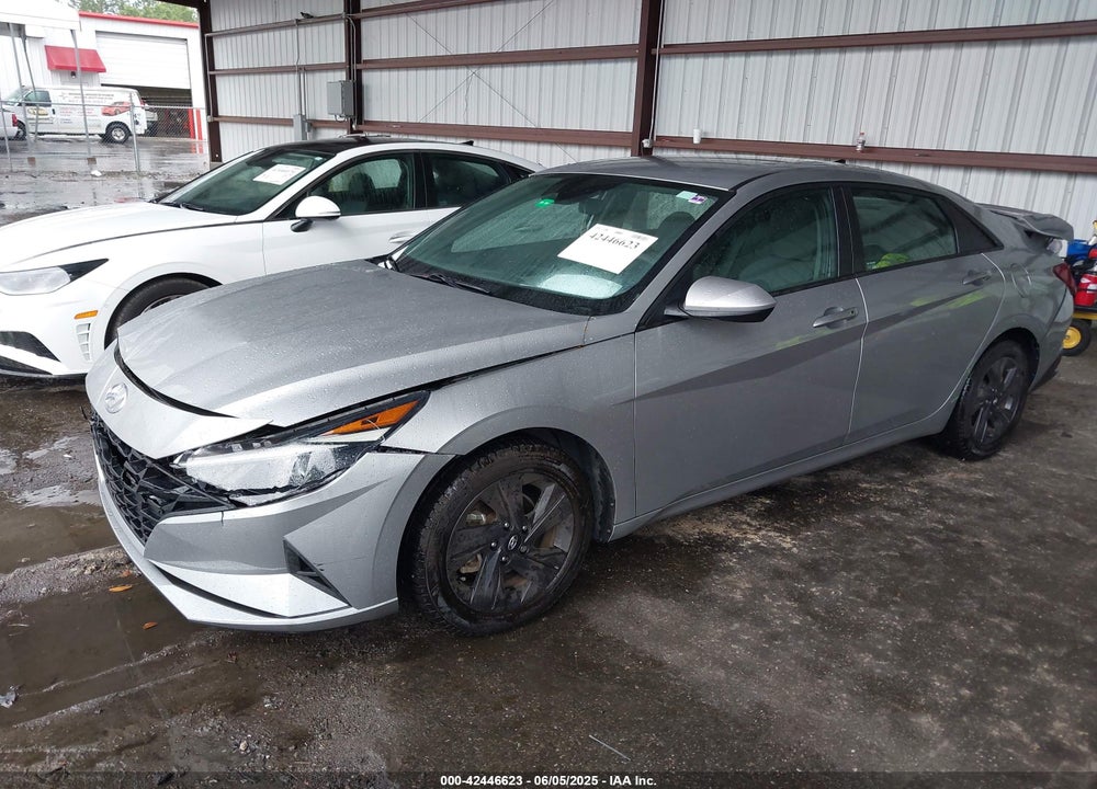 2021 HYUNDAI ELANTRA VIN: 5NPLM4AG9MH003217