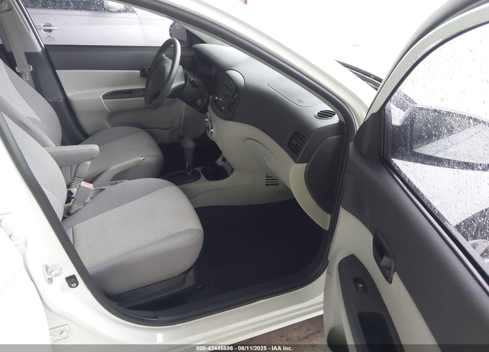 2009 HYUNDAI ACCENT GLS VIN: KMHCN46C49U326246