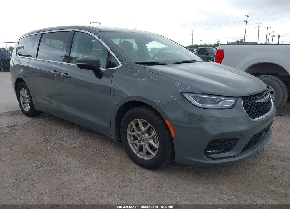 2023 CHRYSLER PACIFICA TOURING L VIN: 2C4RC1BG6PR532996