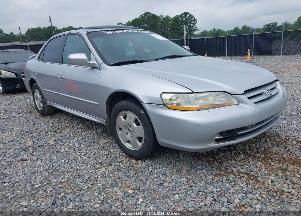 2002 HONDA ACCORD 3.0 EX VIN: 1HGCG16562A084499