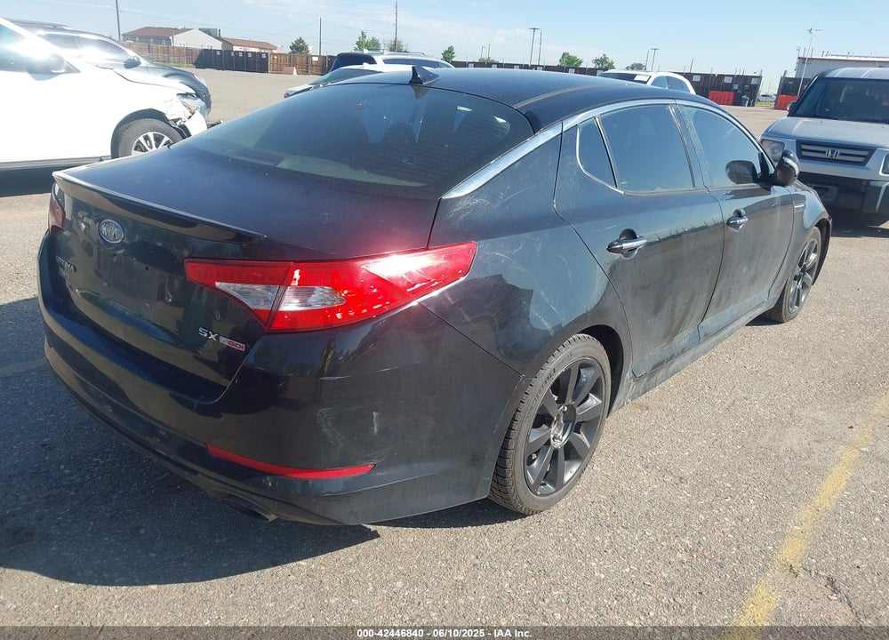 2012 KIA OPTIMA VIN: 5XXGR4A64CG033469