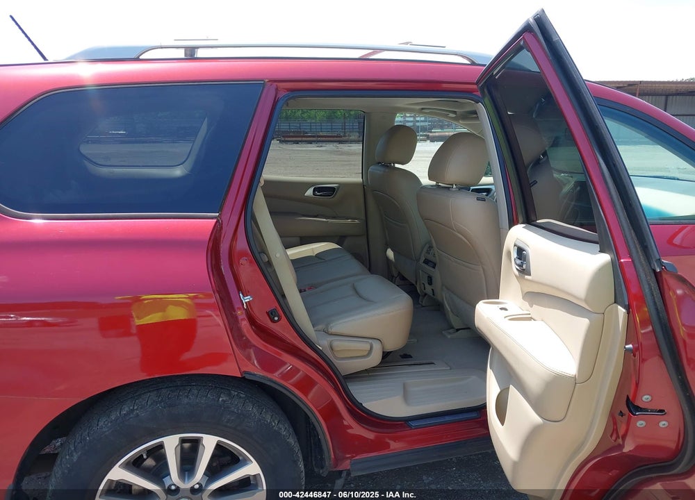 2014 NISSAN PATHFINDER SL VIN: 5N1AR2MM9EC728517