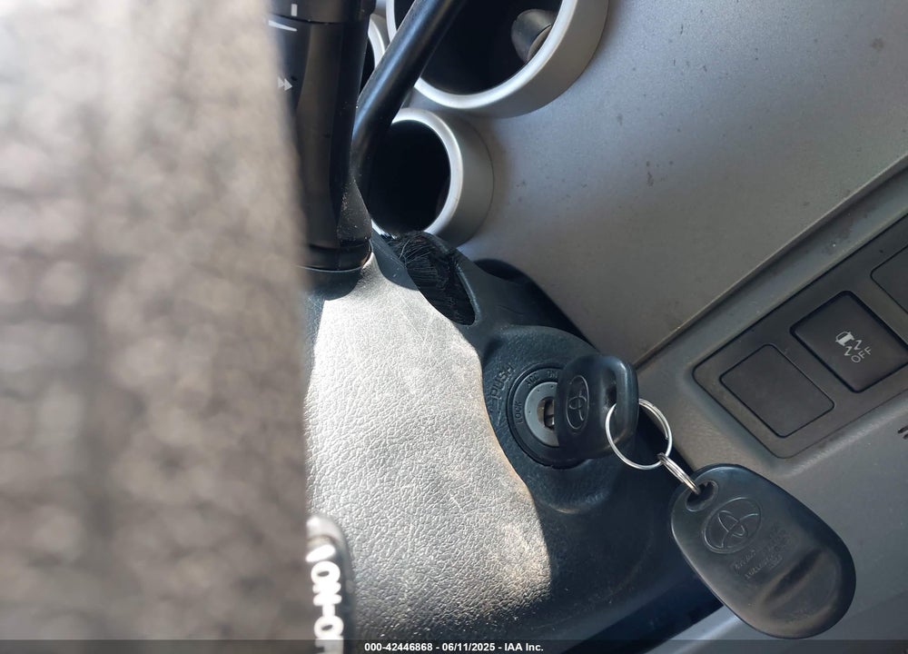 2013 TOYOTA TUNDRA VIN: 5TFUM5F11DX040927