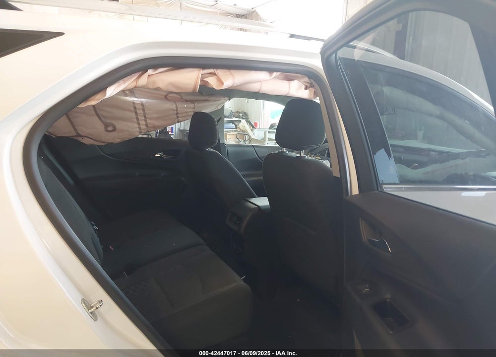 2018 CHEVROLET EQUINOX VIN: 2GNAXSEV3J6262613