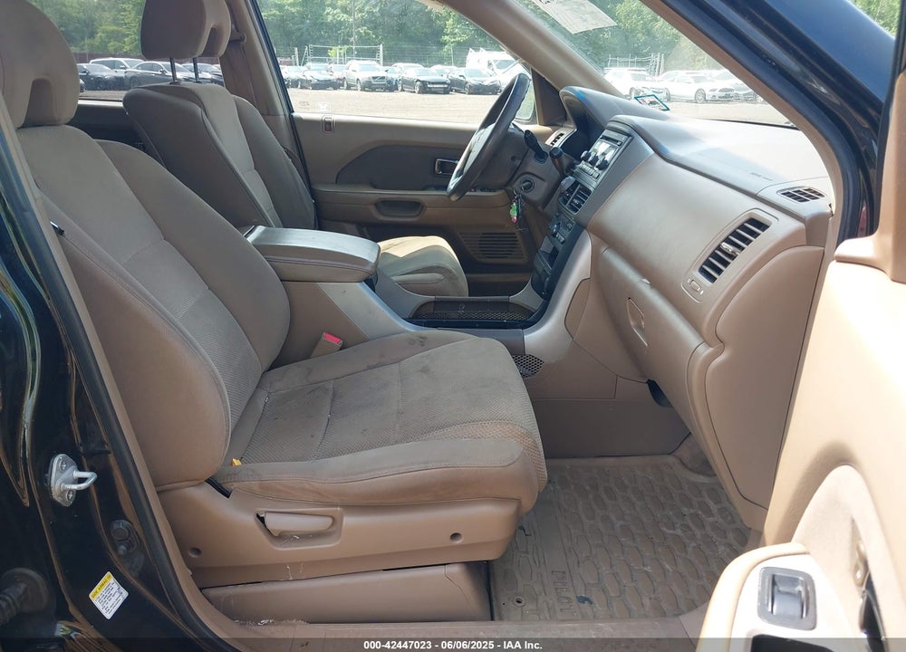 2007 HONDA PILOT VIN: 2HKYF18417H512409