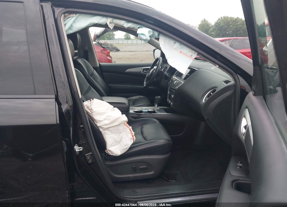 2019 NISSAN PATHFINDER VIN: 5N1DR2MN7KC642432