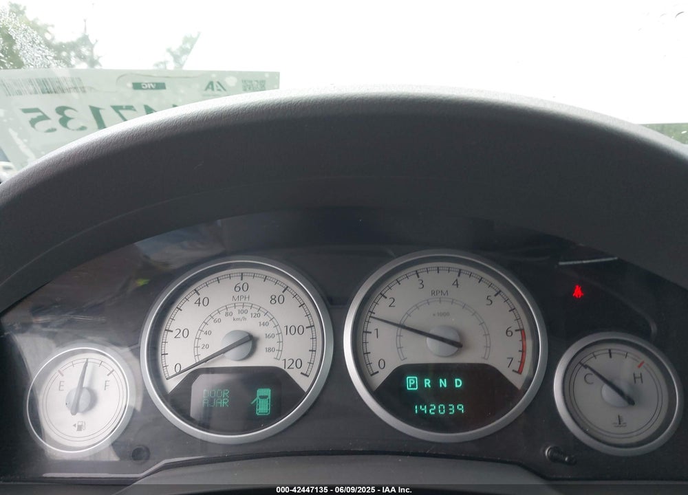 2008 CHRYSLER TOWN & COUNTRY TOURING VIN: 2A8HR54P38R823822