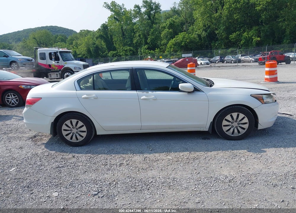 2008 HONDA ACCORD 2.4 LX VIN: 1HGCP26328A136840