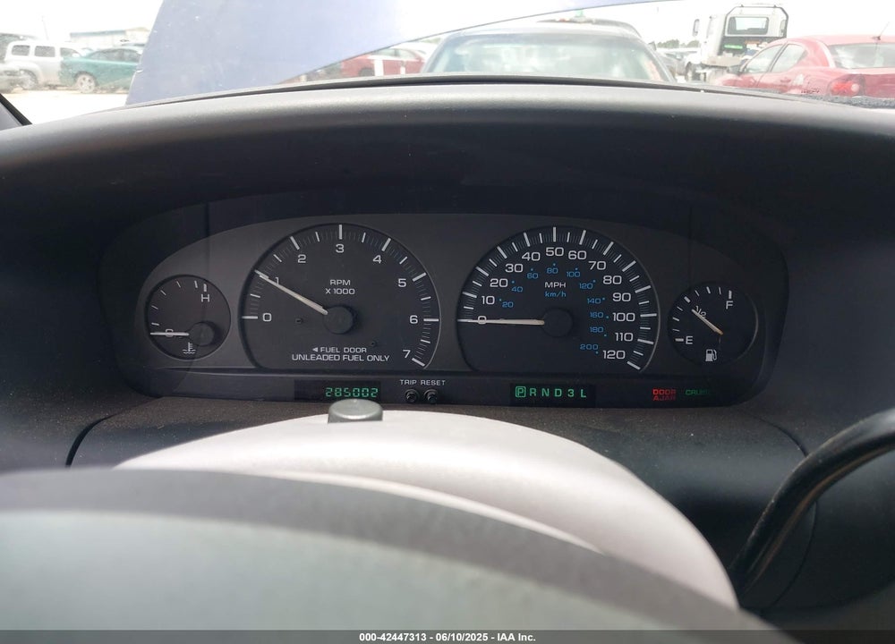 2000 DODGE GRAND CARAVAN LE VIN: 1B4GP54G0YB702783