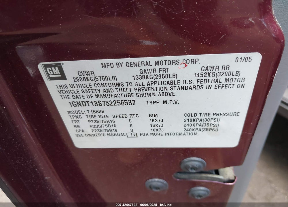 2005 CHEVROLET TRAILBLAZER LS VIN: 1GNDT13S752256537