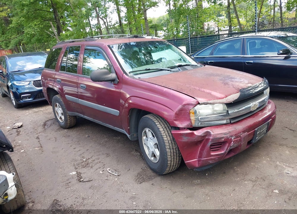 2005 CHEVROLET TRAILBLAZER LS VIN: 1GNDT13S752256537