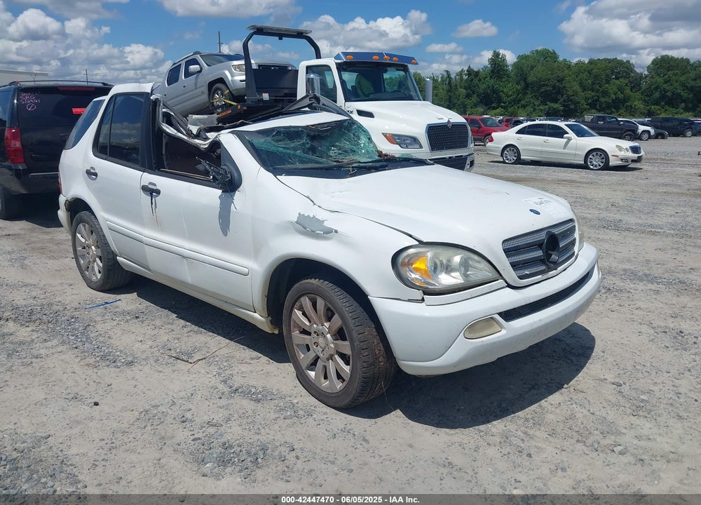 2004 MERCEDES-BENZ ML 350 4MATIC VIN: 4JGAB57E14A504713
