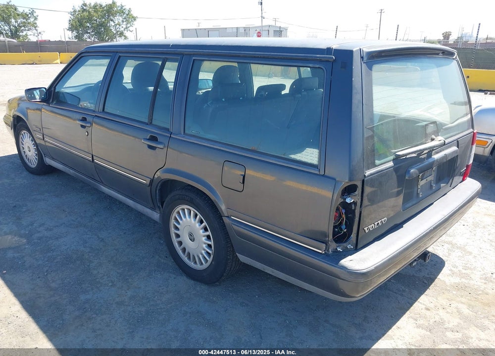 1995 VOLVO 960 VIN: YV1KW9614S1026233