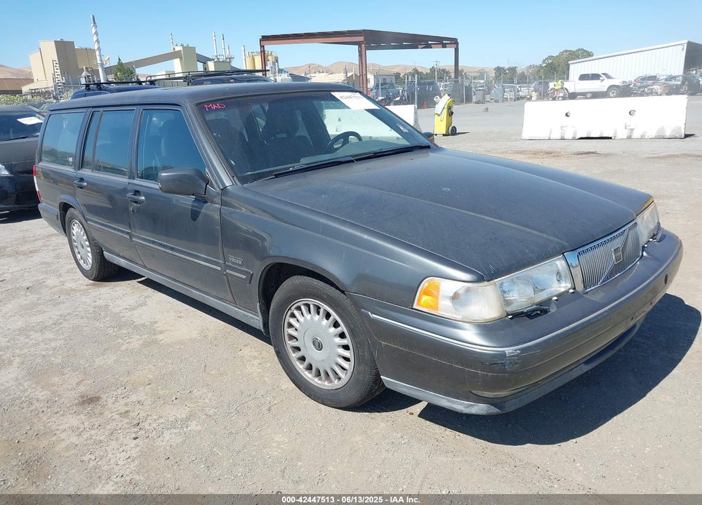 1995 VOLVO 960 VIN: YV1KW9614S1026233