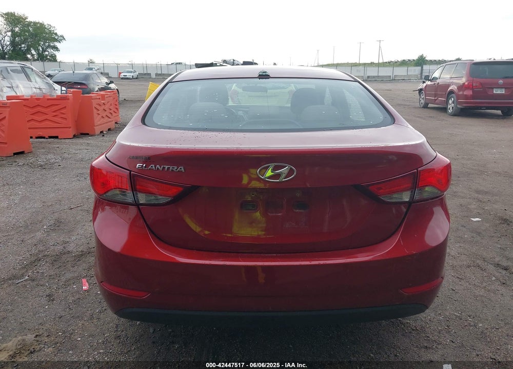 2016 HYUNDAI ELANTRA SE VIN: 5NPDH4AE8GH665785