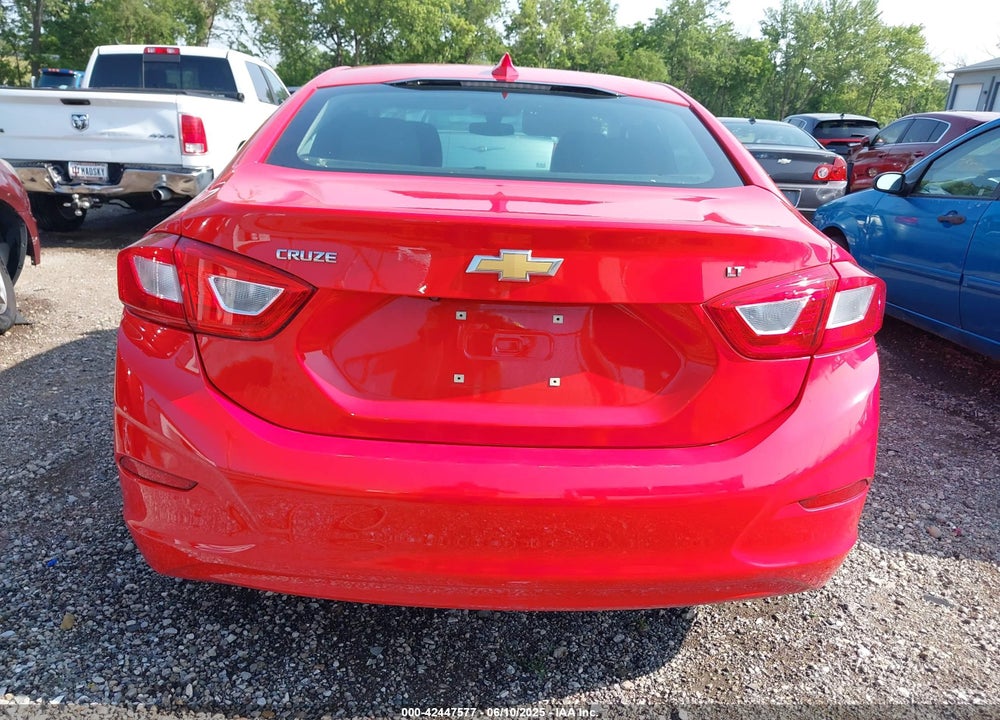 2017 CHEVROLET CRUZE VIN: 1G1BE5SM1H7124801
