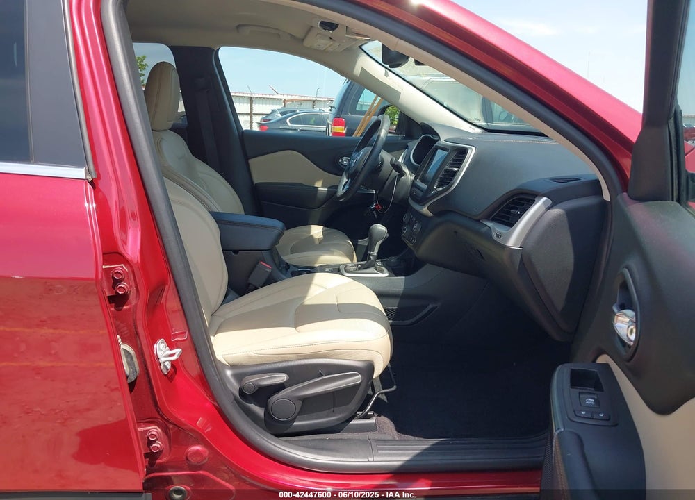 2017 JEEP CHEROKEE VIN: 1C4PJMDS5HW510819