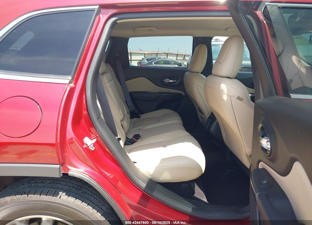 2017 JEEP CHEROKEE VIN: 1C4PJMDS5HW510819