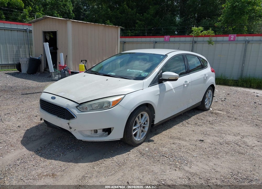 2015 FORD FOCUS SE VIN: 1FADP3K23FL222722