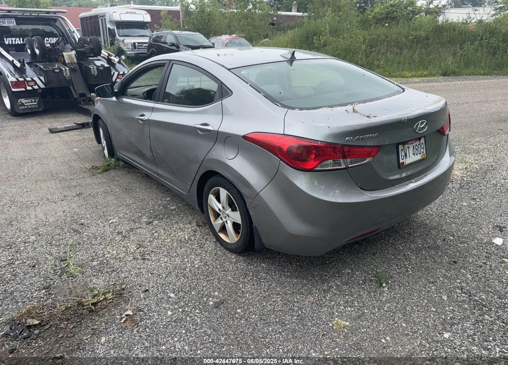 2013 HYUNDAI ELANTRA GLS VIN: KMHDH4AE2DU931783