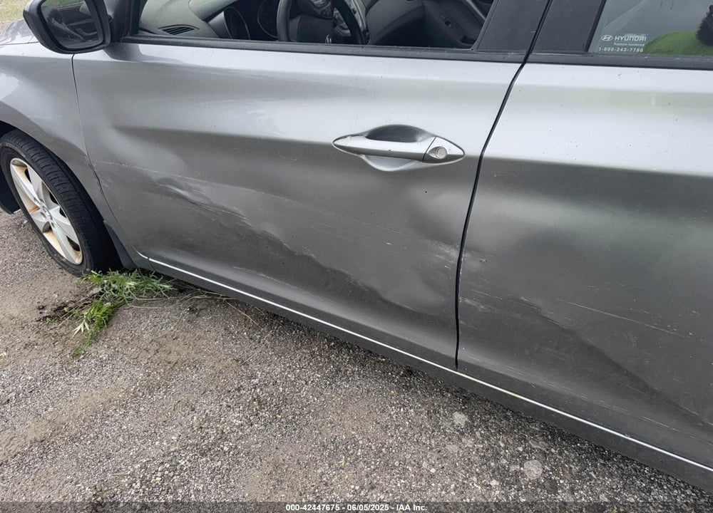 2013 HYUNDAI ELANTRA GLS VIN: KMHDH4AE2DU931783
