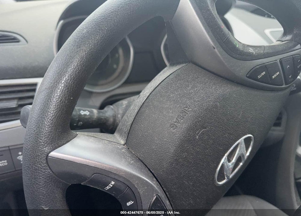2013 HYUNDAI ELANTRA GLS VIN: KMHDH4AE2DU931783
