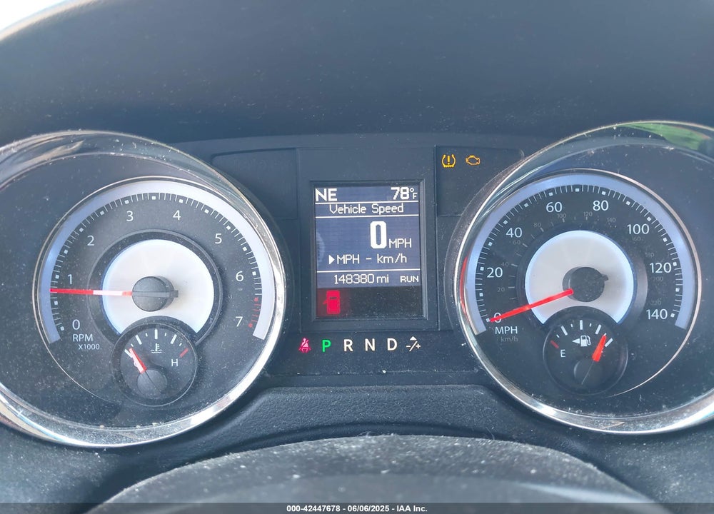2014 CHRYSLER TOWN & COUNTRY TOURING VIN: 2C4RC1BG9ER241731