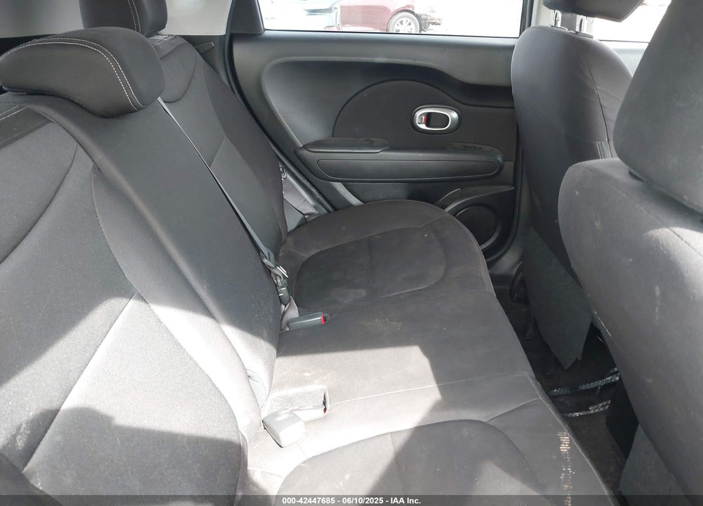 2016 KIA SOUL VIN: KNDJN2A26G7284737