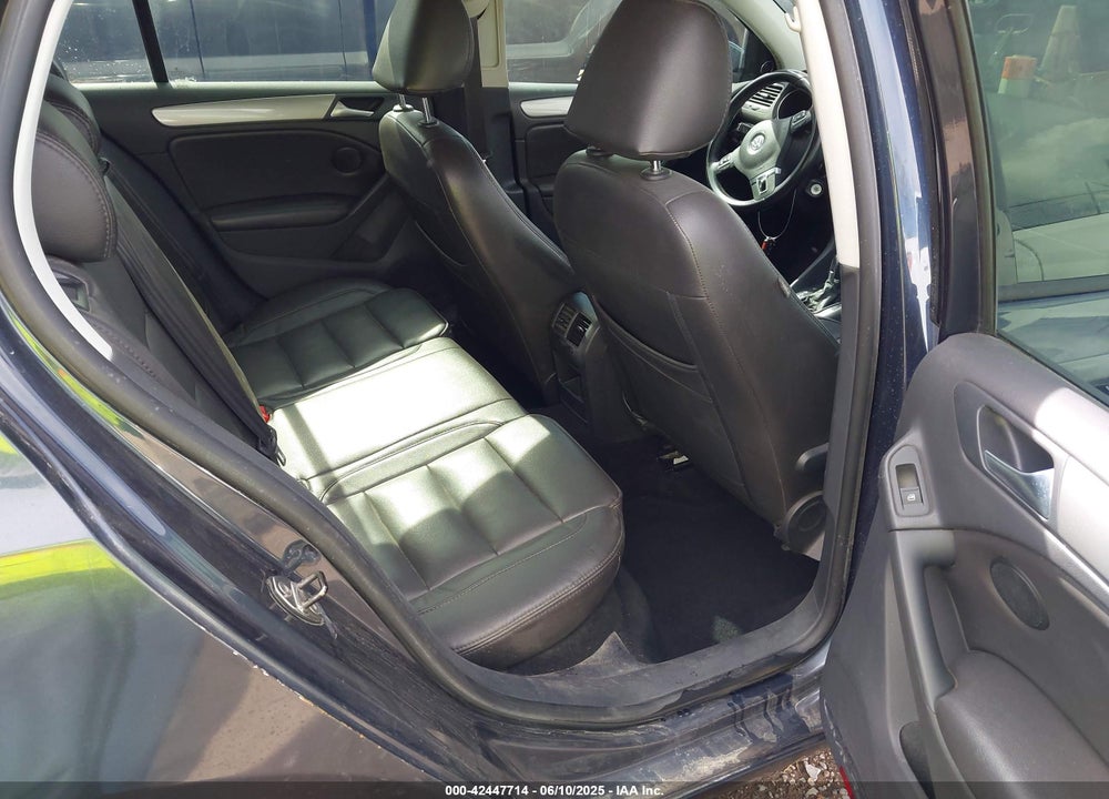 2012 VOLKSWAGEN GOLF VIN: WVWDM7AJ5CW133618