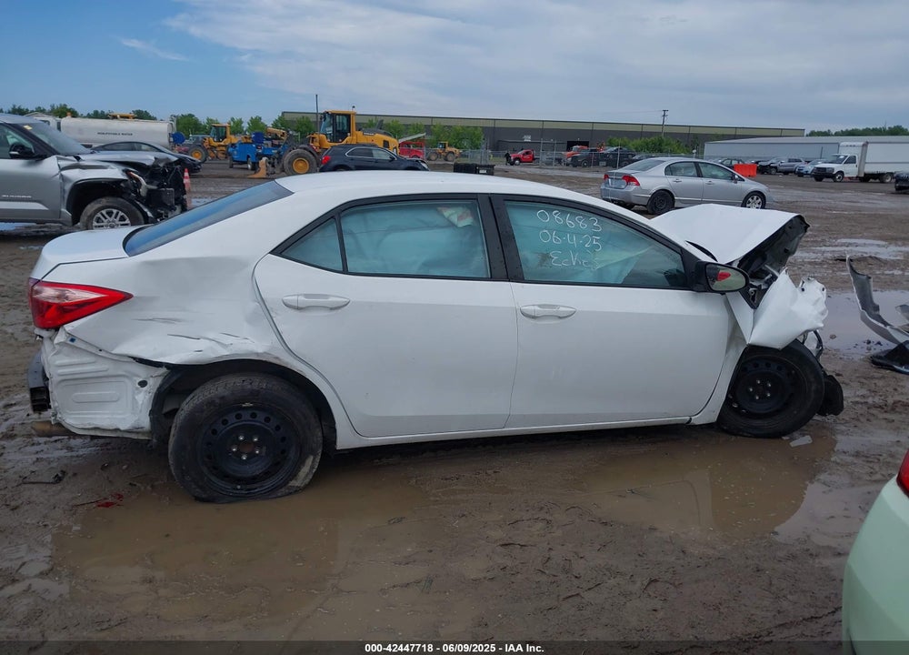 2019 TOYOTA COROLLA VIN: 2T1BURHE7KC216065