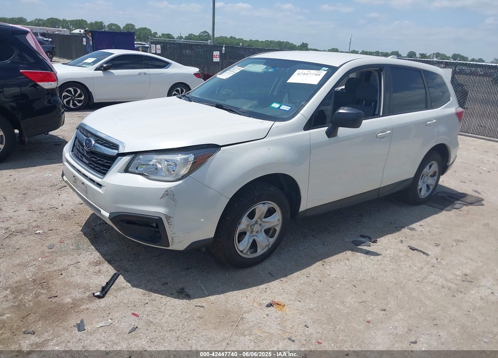 2018 SUBARU FORESTER VIN: JF2SJAAC0JG456885