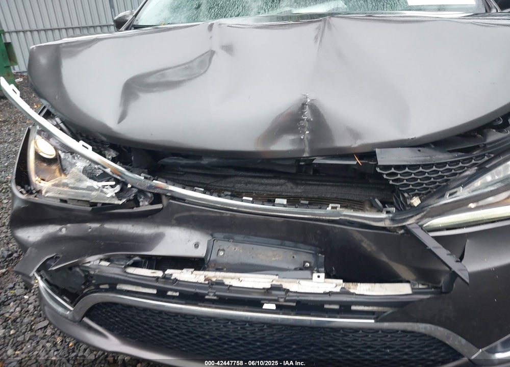 2019 CHRYSLER PACIFICA TOURING L VIN: 2C4RC1BG1KR651984