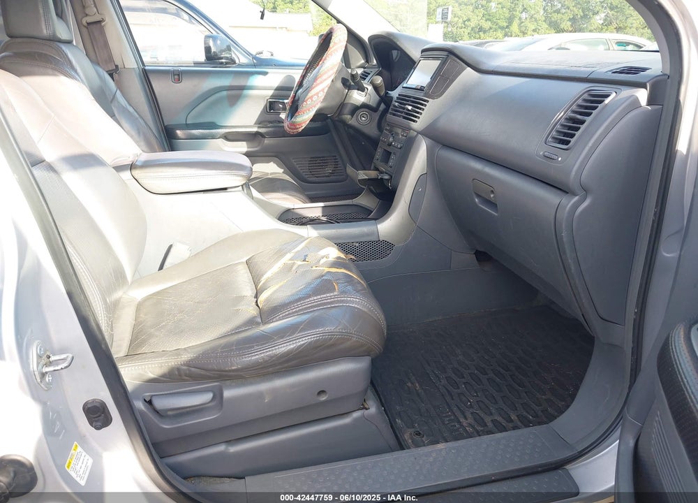 2004 HONDA PILOT VIN: 2HKYF185X4H578798