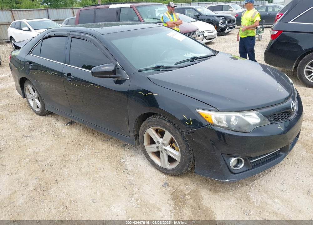 2014 TOYOTA CAMRY SE VIN: 4T1BF1FK7EU309742