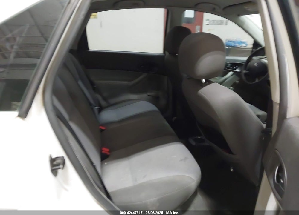 2006 FORD FOCUS ZX4 VIN: 1FAFP34NX6W164350