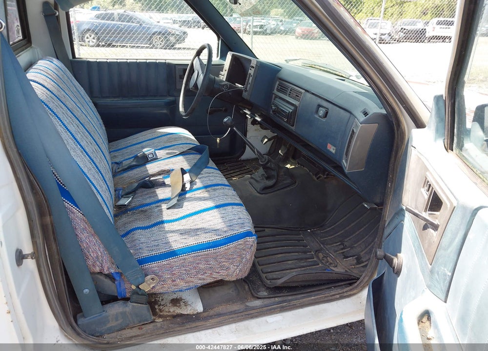 1989 CHEVROLET S TRUCK S10 VIN: 1GCBS14E6K2243348