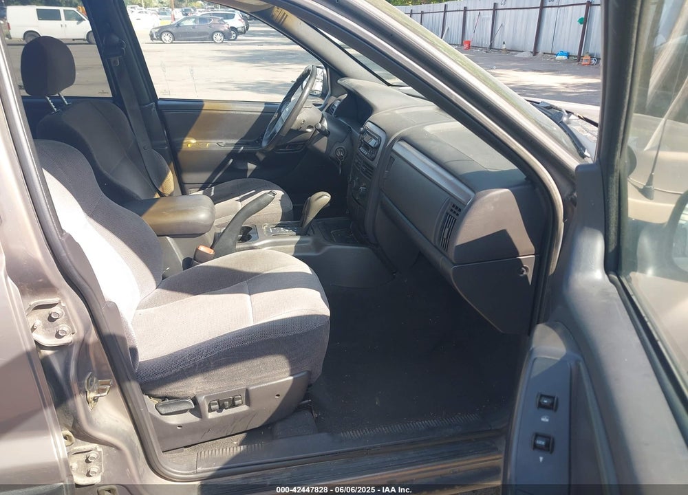 2001 JEEP GRAND CHEROKEE LAREDO VIN: 1J4GW48S81C694537