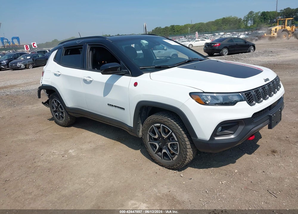 2024 JEEP COMPASS TRAILHAWK 4X4 VIN: 3C4NJDDN2RT149493