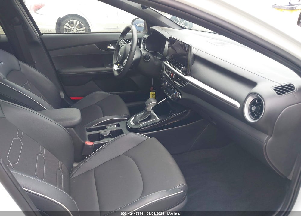 2024 KIA FORTE VIN: 3KPF54AD3RE788927