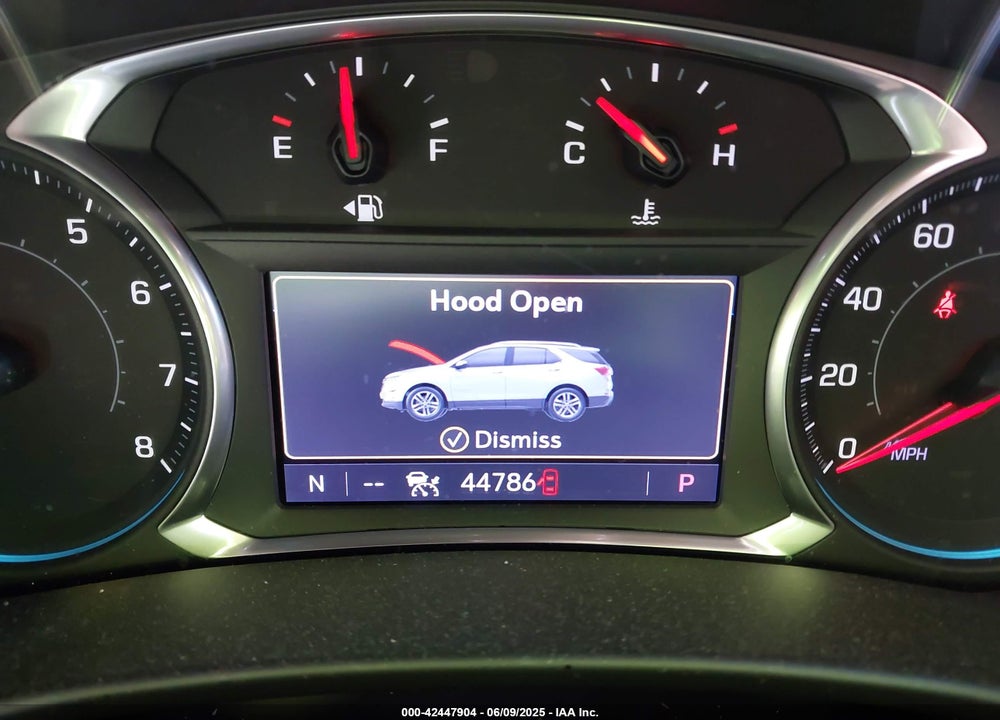 2019 CHEVROLET EQUINOX VIN: 2GNAXNEV2K6116643