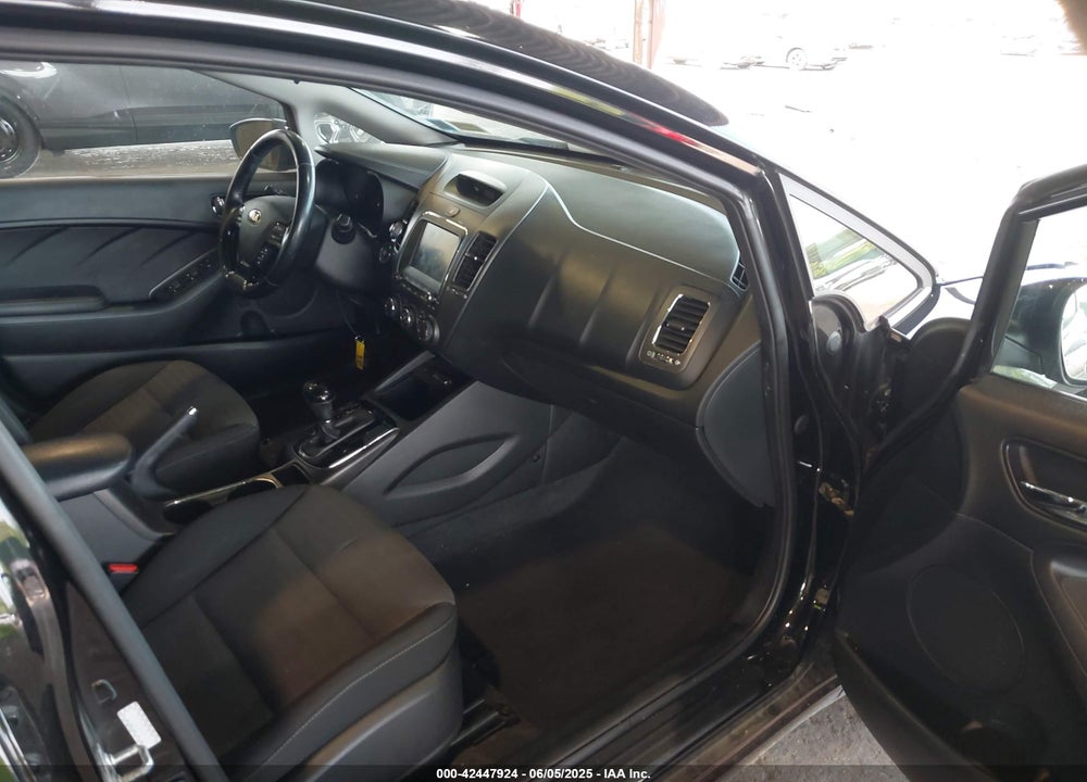 2017 KIA FORTE S VIN: 3KPFL4A76HE060002