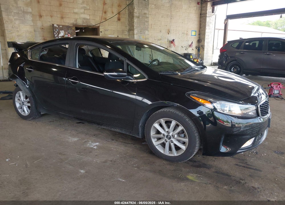 2017 KIA FORTE S VIN: 3KPFL4A76HE060002
