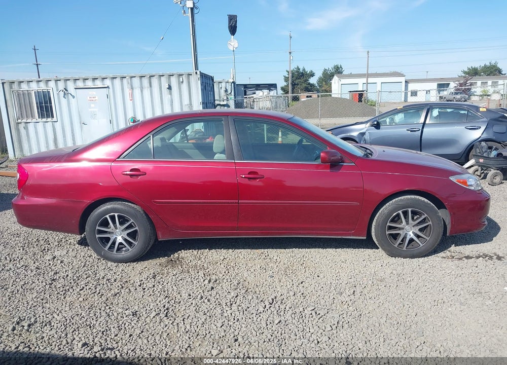 2002 TOYOTA CAMRY LE VIN: JTDBE32K520134824