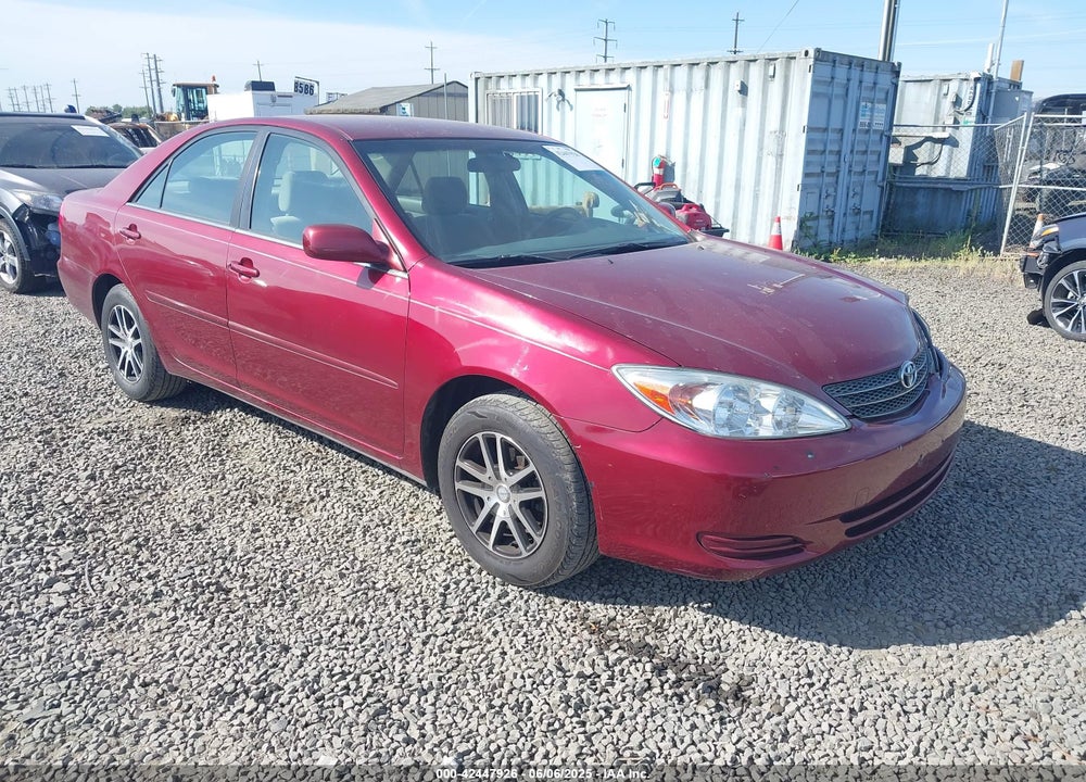 2002 TOYOTA CAMRY LE VIN: JTDBE32K520134824