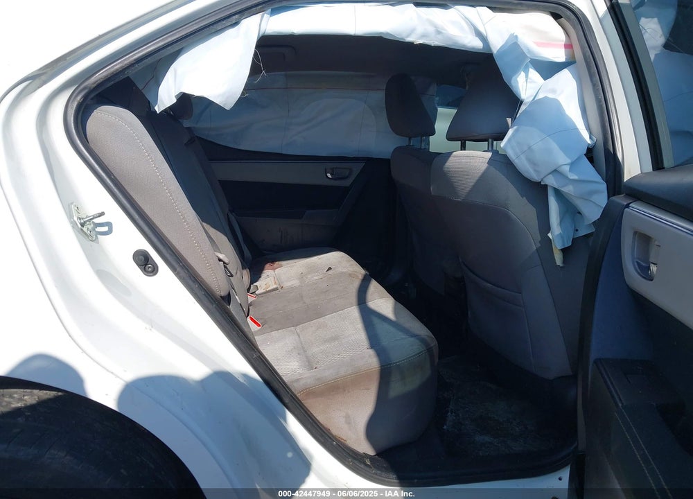 2015 TOYOTA COROLLA VIN: 2T1BURHE2FC472054