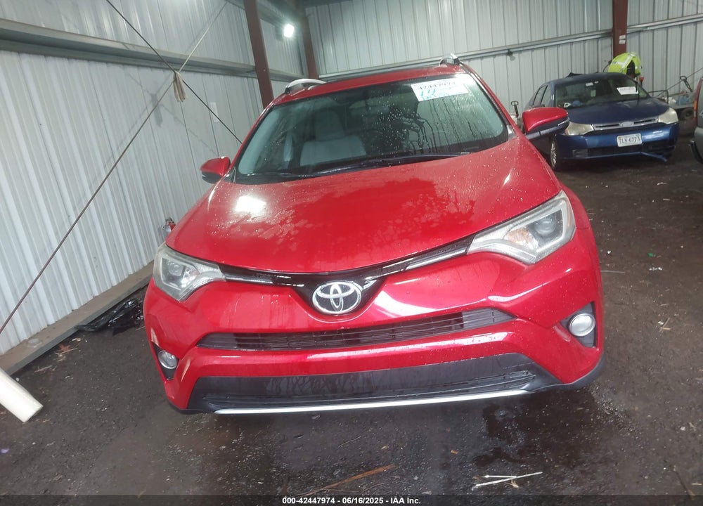2016 TOYOTA RAV4 XLE VIN: 2T3WFREV0GW275097