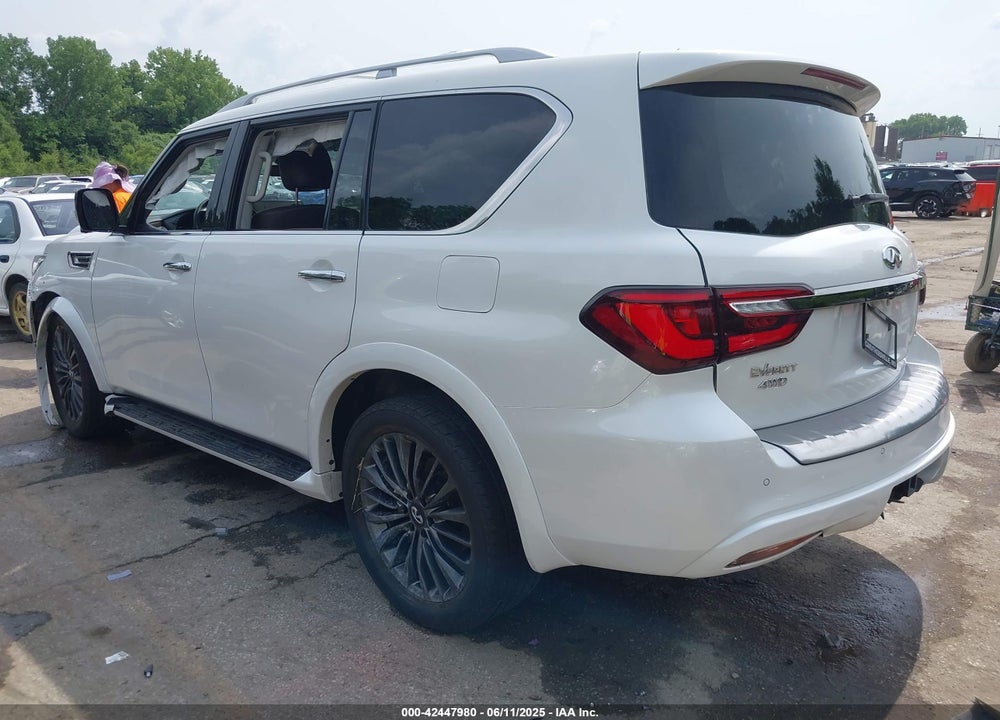 2022 INFINITI QX80 VIN: JN8AZ2AE0N9292031