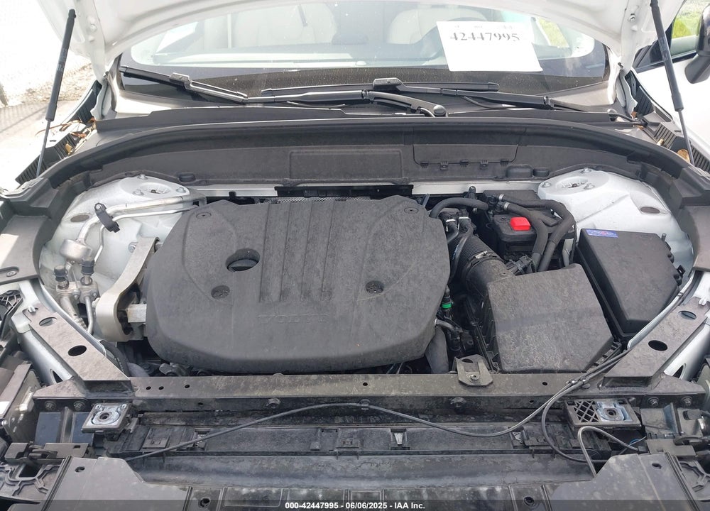 2024 VOLVO XC60 B5 PLUS DARK THEME VIN: YV4L12RL9R1818978