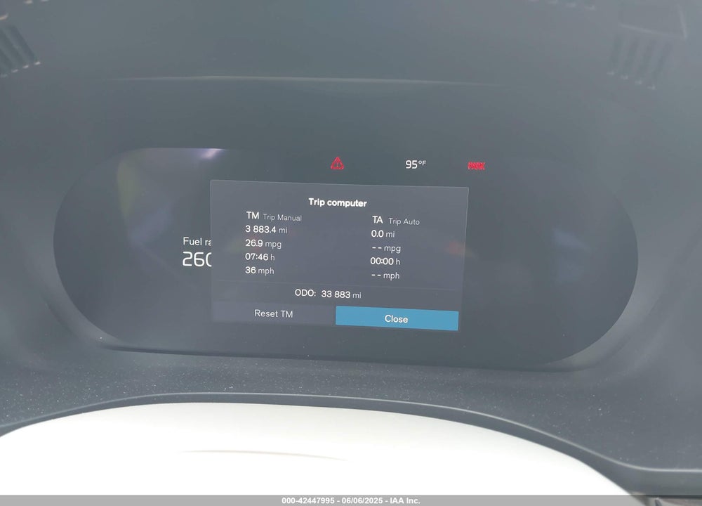 2024 VOLVO XC60 B5 PLUS DARK THEME VIN: YV4L12RL9R1818978